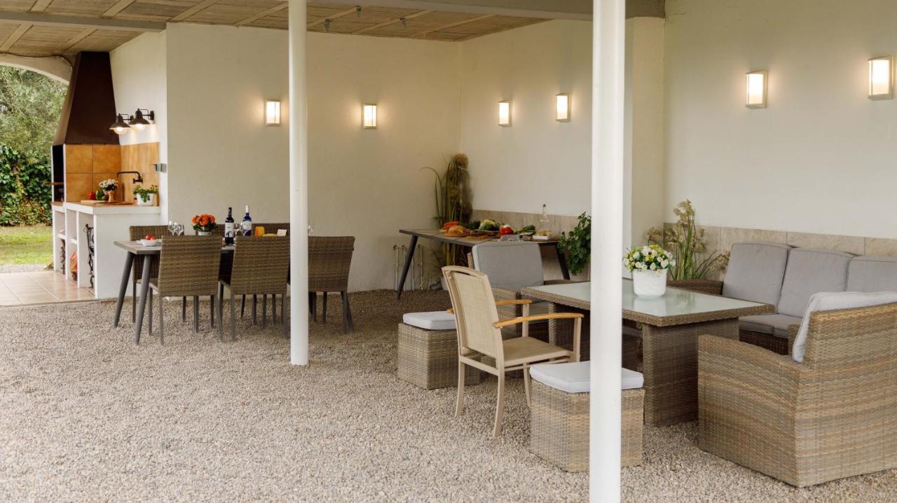 Villa Casa Fontanals à Pla del Panadés Extérieur photo
