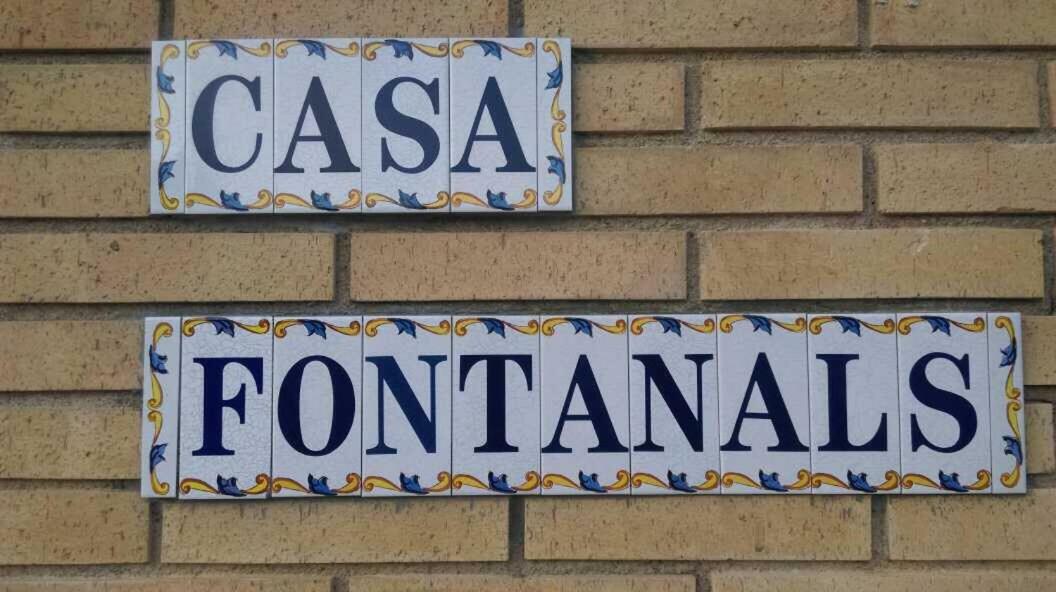 Villa Casa Fontanals à Pla del Panadés Extérieur photo